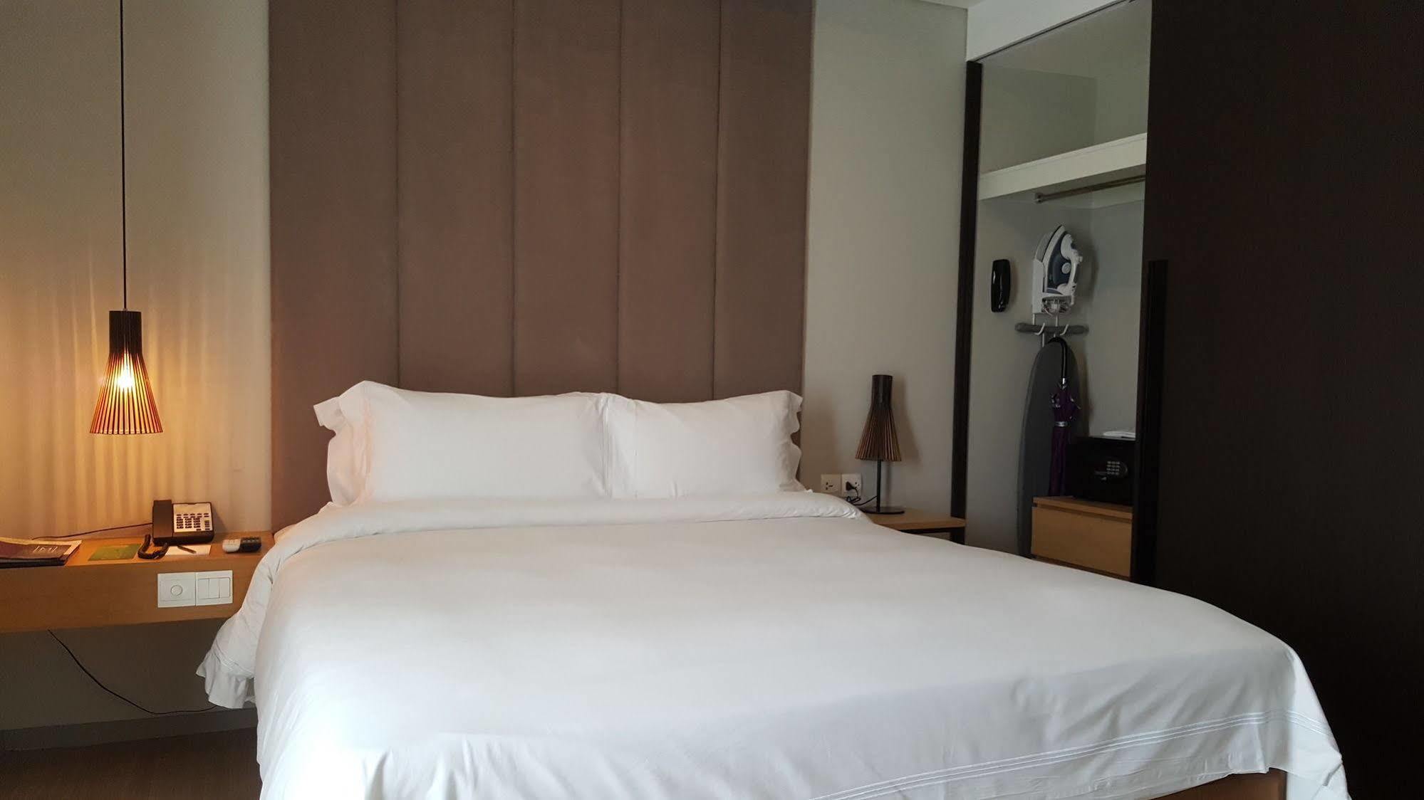 Novotel Living Saigon South Ho Chi Minh-byen Eksteriør bilde